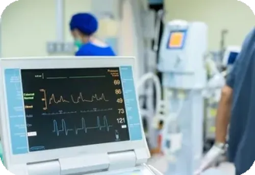 tela do aparelho de hemodinâmica de cardiologia